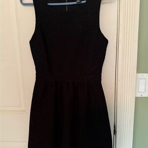 Elegant Black Sleeveless Dress